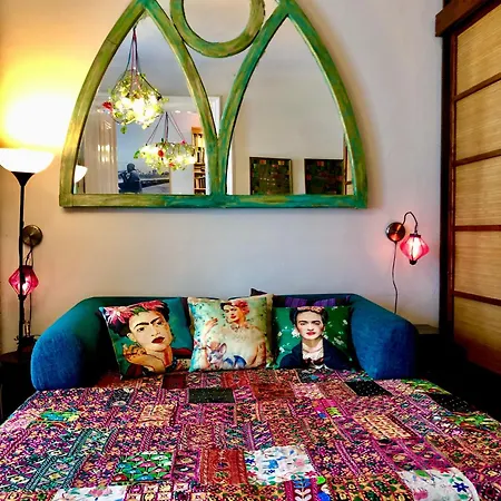 Bohemian Design Flat át Downtown