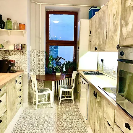 Appartamento Bohemian Design Flat át Downtown